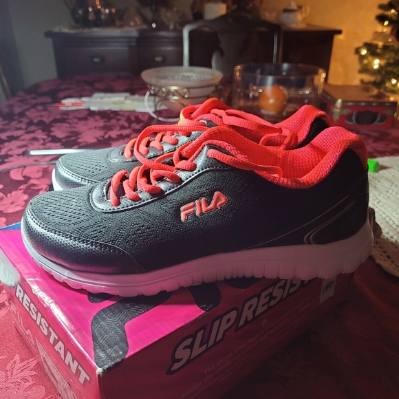 Ladies Sneakers size 8 - Picture 8 of 9